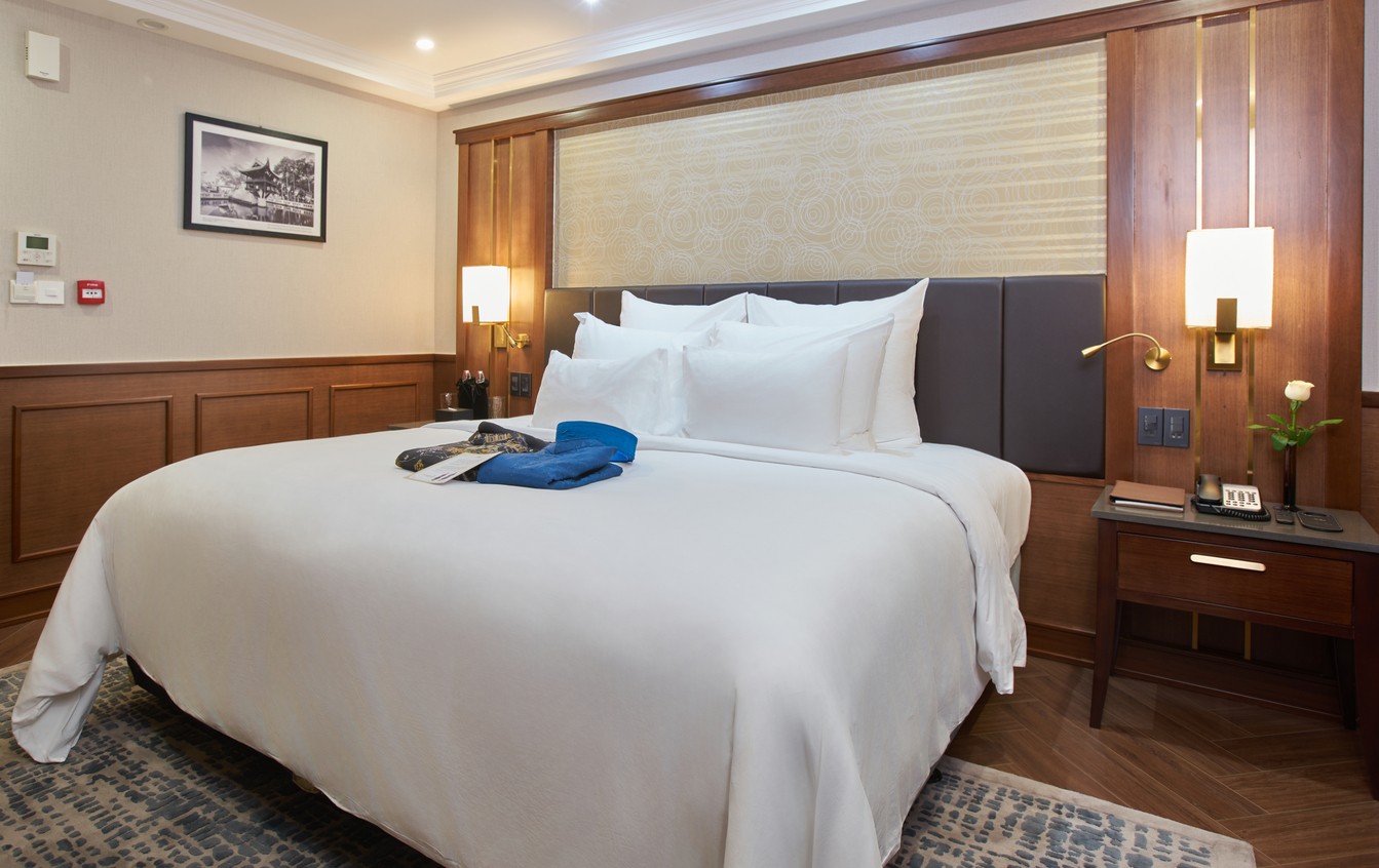 Legacy Deluxe Balcony Cabin